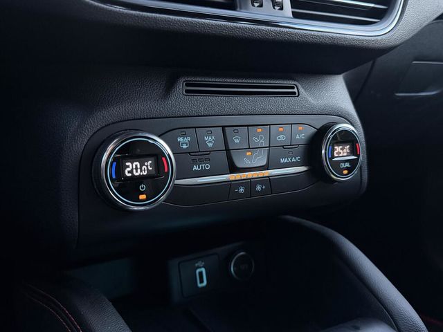 FORD福特 FOCUS  第16張相片