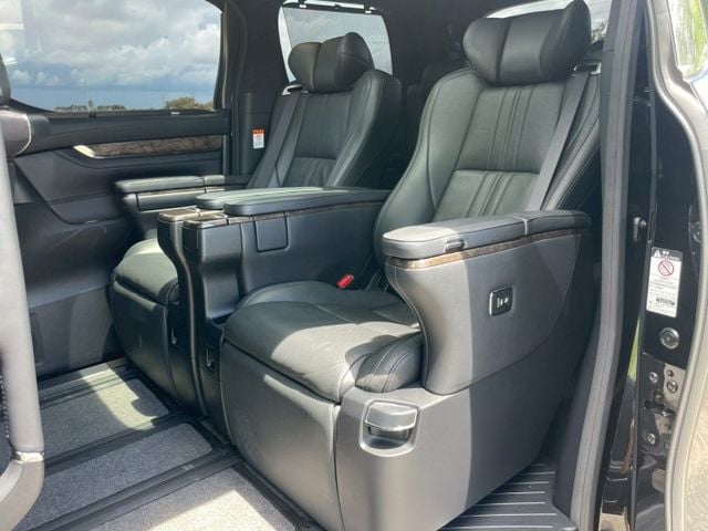 2019 Toyota Alphard Executive Lounge 3.5  僅跑18.6萬 里程保證 原廠保養  第9張相片