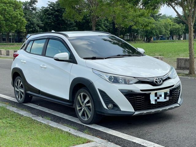 2020 Toyota Yaris Crossover豪華版 僅跑7.9萬 里程保證  保證無重大事故 無泡水  第5張相片