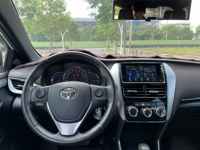 2020 Toyota Yaris Crossover豪華版 僅跑7.9萬 里程保證  保證無重大事故 無泡水  第10張相片