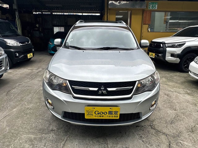MITSUBISHI三菱 OUTLANDER  第5張相片