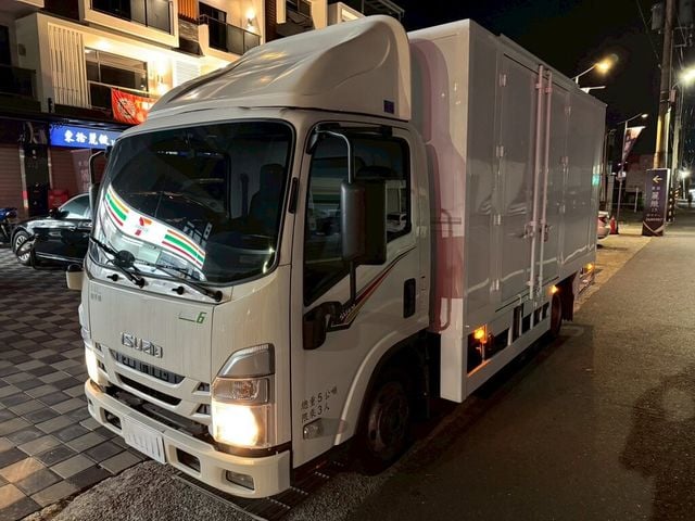 ISUZU五十鈴 NLR  第1張相片
