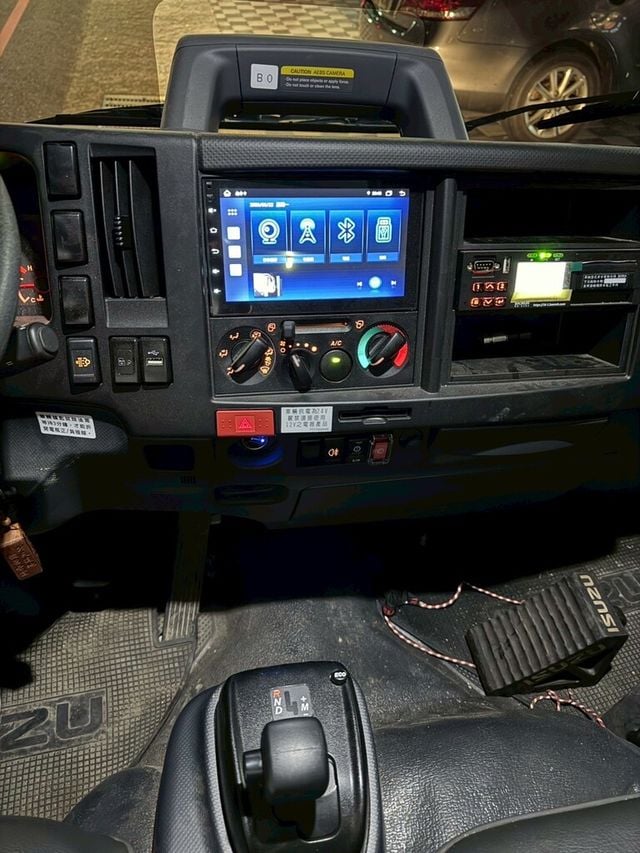 ISUZU五十鈴 NLR  第10張相片