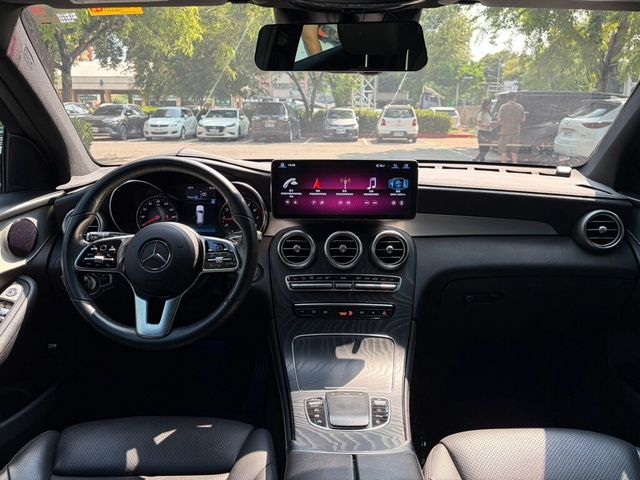 M-BENZ賓士 GLC300  第7張相片