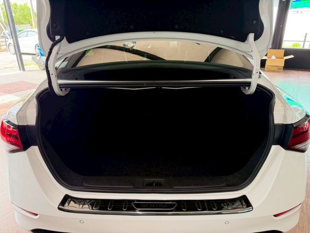 NISSAN日產 SENTRA  第5張相片