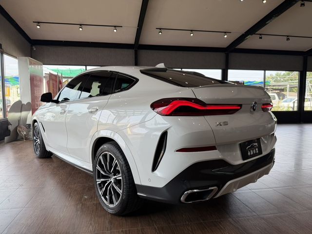 BMW寶馬 X6 XDRIVE40I  第2張相片