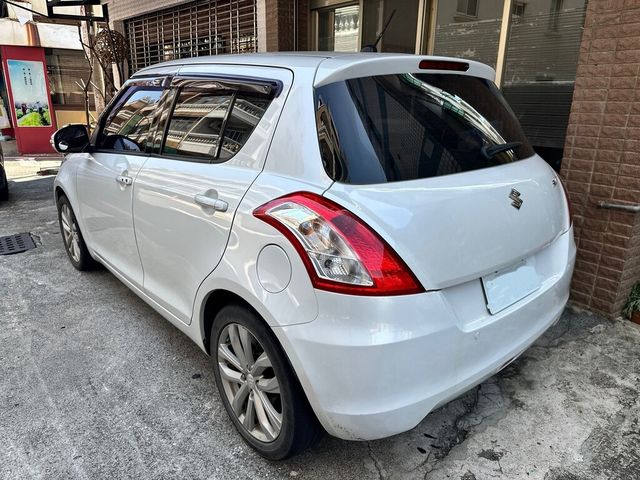 SUZUKI鈴木 SWIFT  第3張相片