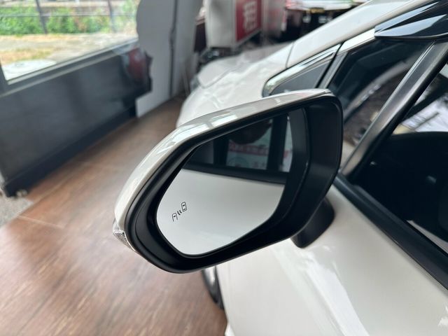 TOYOTA豐田 ALTIS  第5張相片