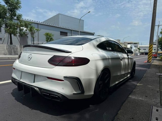 M-BENZ賓士 C250  第9張相片