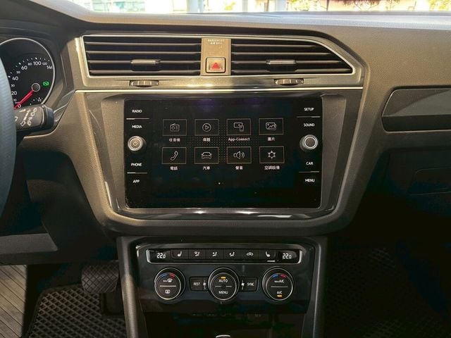 VOLKSWAGEN福斯 TIGUAN  第12張相片