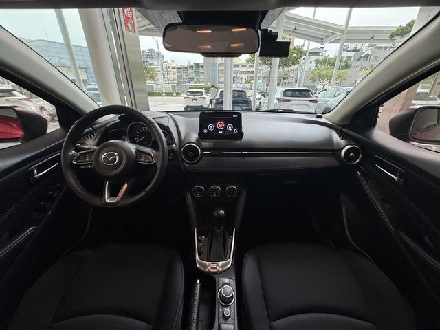 MAZDA馬自達 MAZDA 2  第7張相片