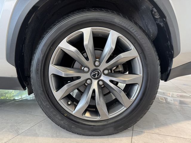 LEXUS凌志 NX300H  第4張相片