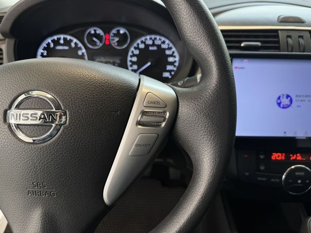 NISSAN日產 TIIDA  第12張相片