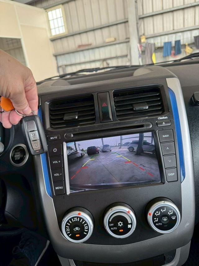 MITSUBISHI三菱 COLT PLUS  第8張相片