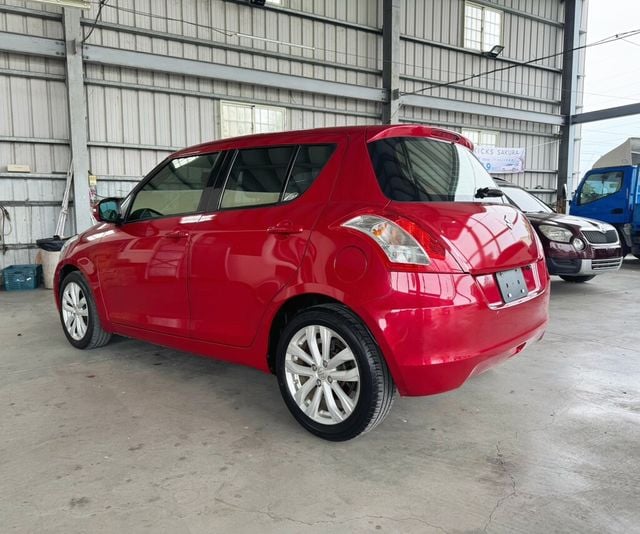 SUZUKI鈴木 SWIFT  第4張相片
