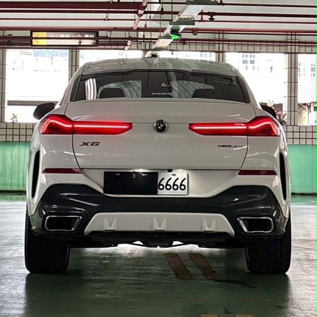 BMW寶馬 X6 XDRIVE40I  第4張相片