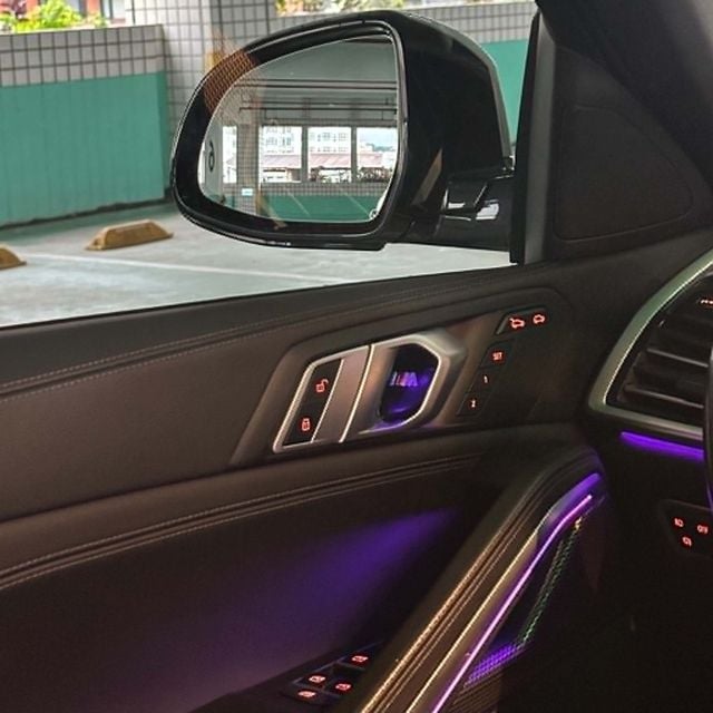 BMW寶馬 X6 XDRIVE40I  第11張相片