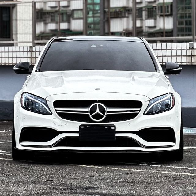 M-BENZ賓士 C63 AMG  第3張相片
