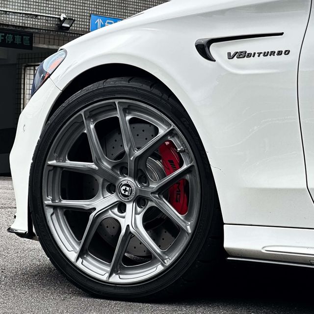 M-BENZ賓士 C63 AMG  第5張相片