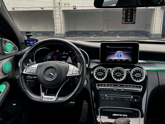 M-BENZ賓士 C63 AMG  第7張相片