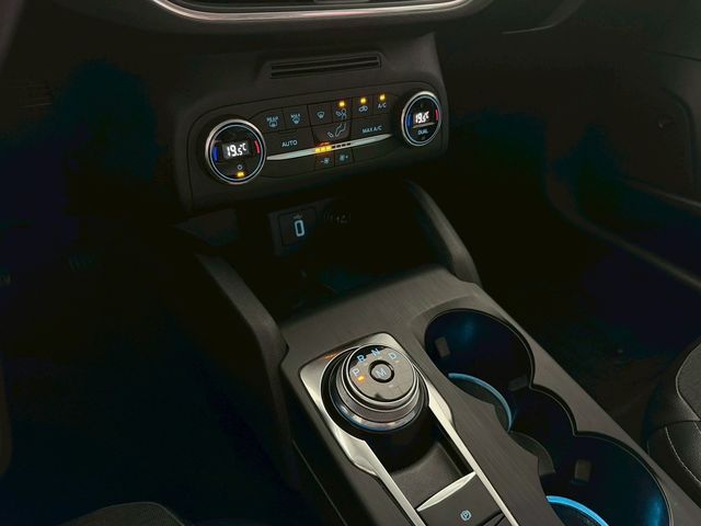 FORD福特 FOCUS ACTIVE  第14張相片