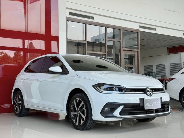 VOLKSWAGEN福斯 POLO  第3張相片