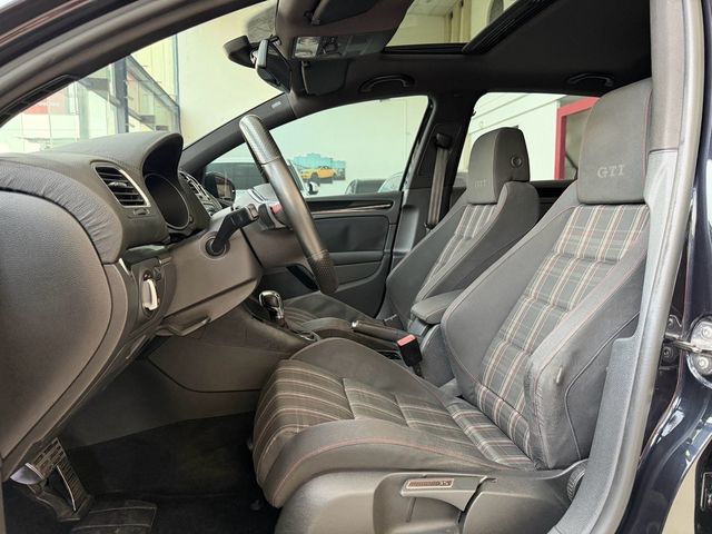 VOLKSWAGEN福斯 GOLF GTI  第5張相片