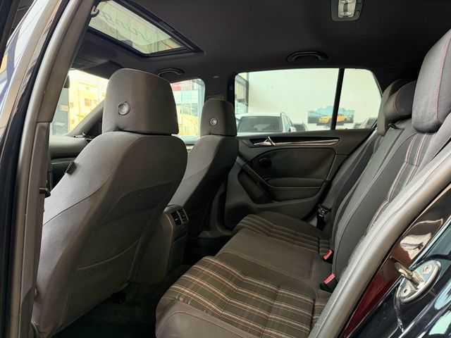 VOLKSWAGEN福斯 GOLF GTI  第9張相片