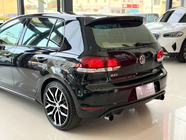 VOLKSWAGEN福斯 GOLF GTI  第11張相片