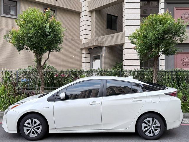TOYOTA豐田 PRIUS  第5張相片