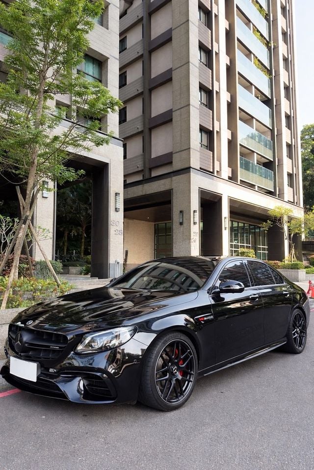 M-BENZ賓士 E63 S AMG  第1張相片