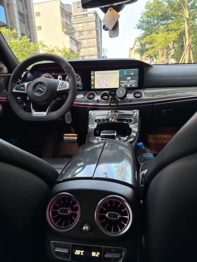 M-BENZ賓士 E63 S AMG  第6張相片