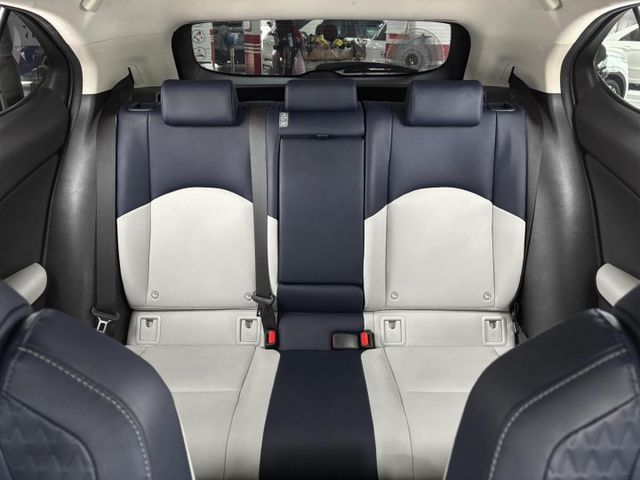 油電休旅！2019年 LEXUS凌志 UX250h 藍 2.0／I-KEY.ACC.車偏.電動椅.電尾  第9張相片