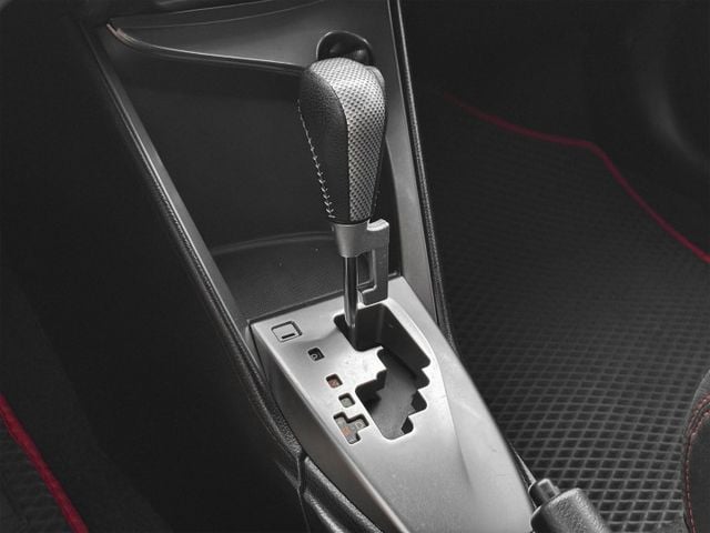 2018年型 TOYOTA豐田 YARIS 白 1.5／I-KEY.盲點.倒車顯影.抬頭顯示器.恆溫  第13張相片