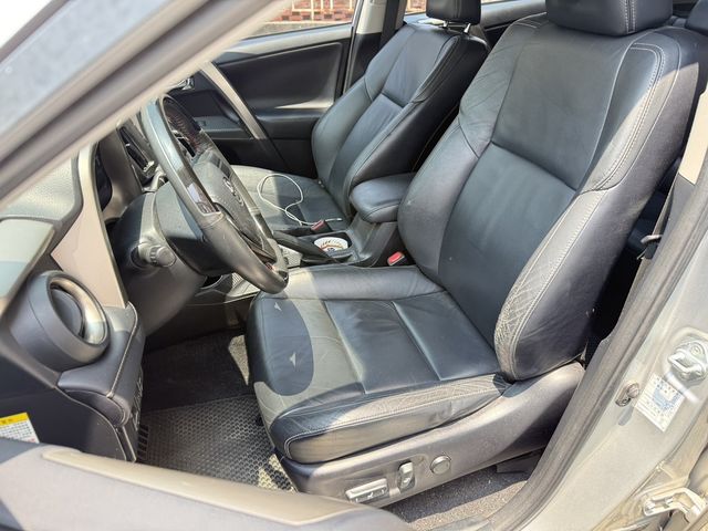TOYOTA豐田 RAV4  第7張相片
