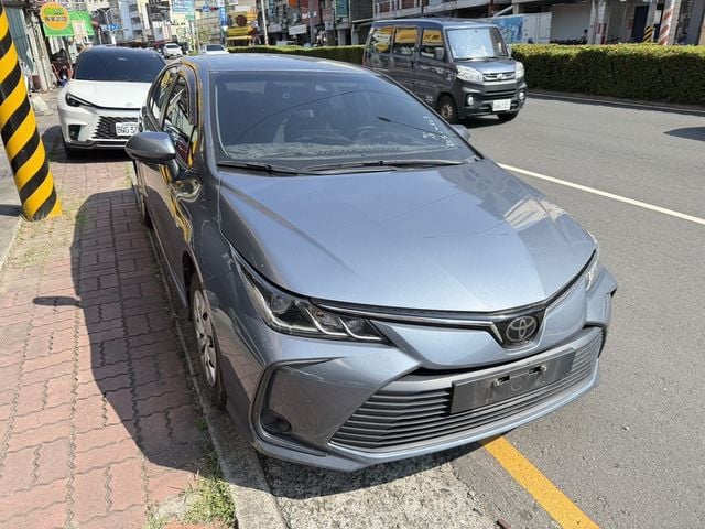 TOYOTA豐田 ALTIS  第5張相片