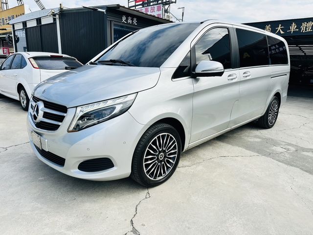 M-BENZ賓士 V250 D  第1張相片