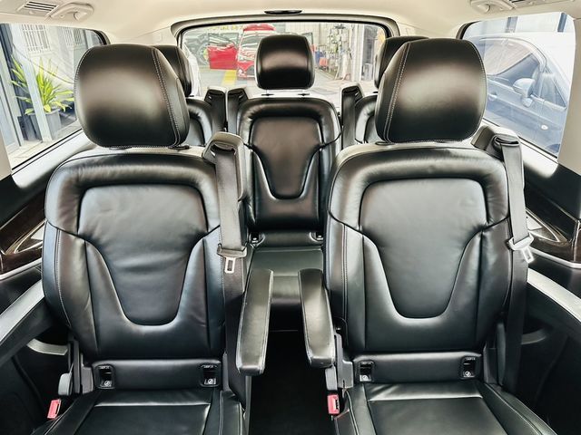 M-BENZ賓士 V250 D  第11張相片