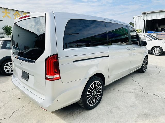 M-BENZ賓士 V250 D  第14張相片