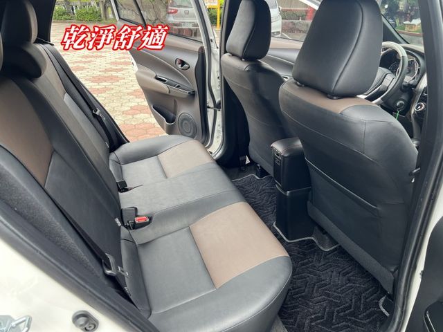 極品A級認證車 一手女用車 稀有特飾版Cross over 影音導航 環景 里程保證僅30600公里 全車100%原鈑件  第9張相片