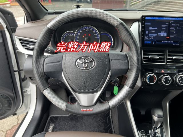極品A級認證車 一手女用車 稀有特飾版Cross over 影音導航 環景 里程保證僅30600公里 全車100%原鈑件  第14張相片