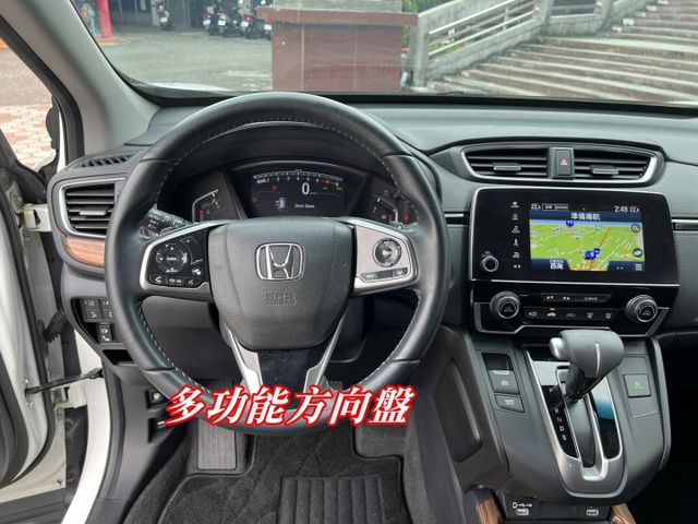 極品A級認證車 頂級S版 全景天窗 雙電動座椅 影音導航 里程保證僅35500公里 全車100%原鈑件  第16張相片