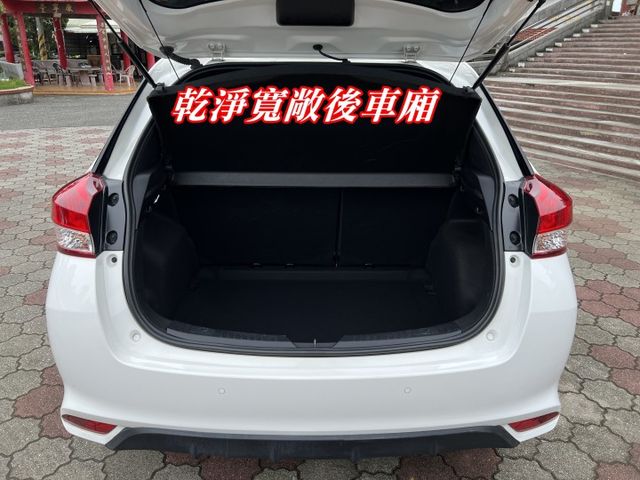 極品A級認證車 行車紀錄器 抬頭顯示器 里程保證僅25618公里 全車100%原版件  第13張相片