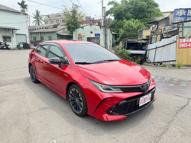 TOYOTA豐田 COROLLA ALTIS HYBRID  第3張相片