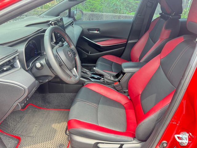 TOYOTA豐田 COROLLA ALTIS HYBRID  第7張相片