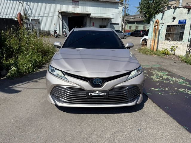 TOYOTA豐田 CAMRY HYBRID  第2張相片