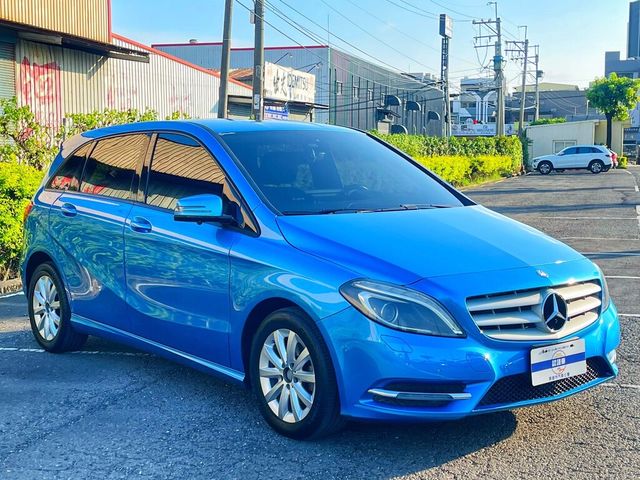 M-BENZ賓士 B180  第2張相片
