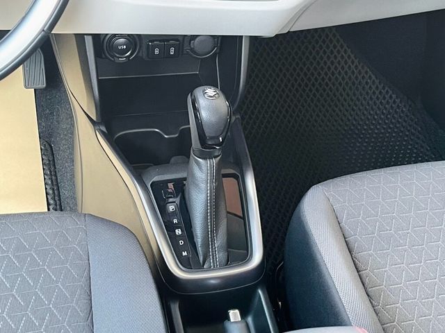 SUZUKI鈴木 SWIFT  第8張相片
