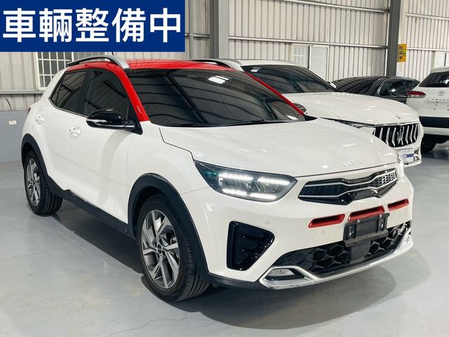 KIA起亞 STONIC  第2張相片