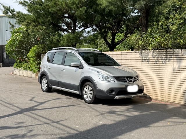 NISSAN日產 LIVINA  第2張相片